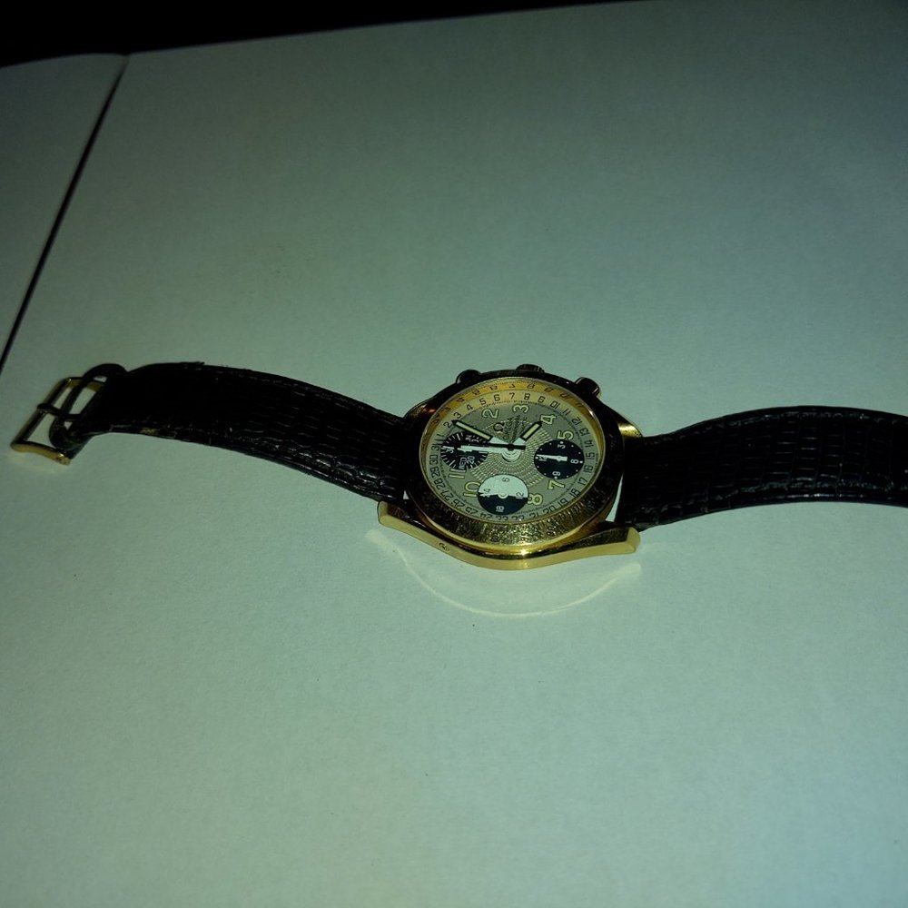 Omega Speedmaster Rose Gold Watch - Picture 5 of 5